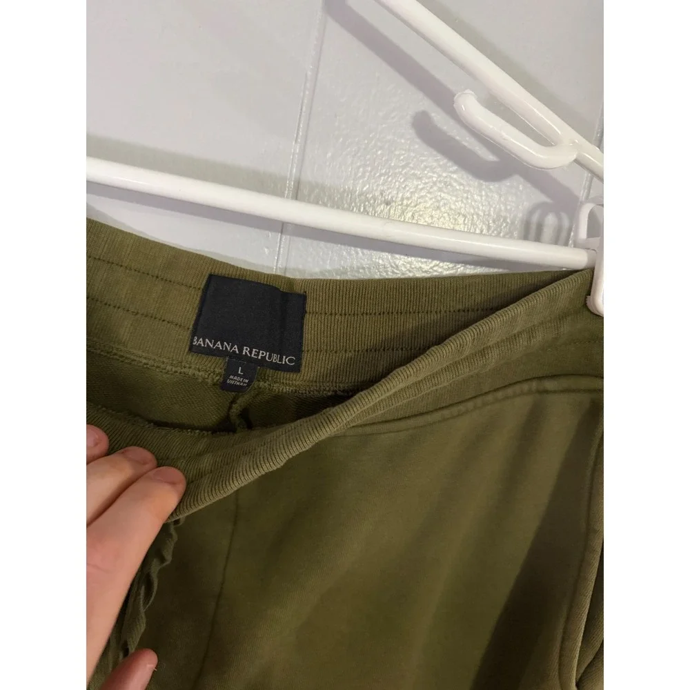 Banana Republic Jogger Pants Mens L Olive Green Tapered Fleece Drawstring EUC